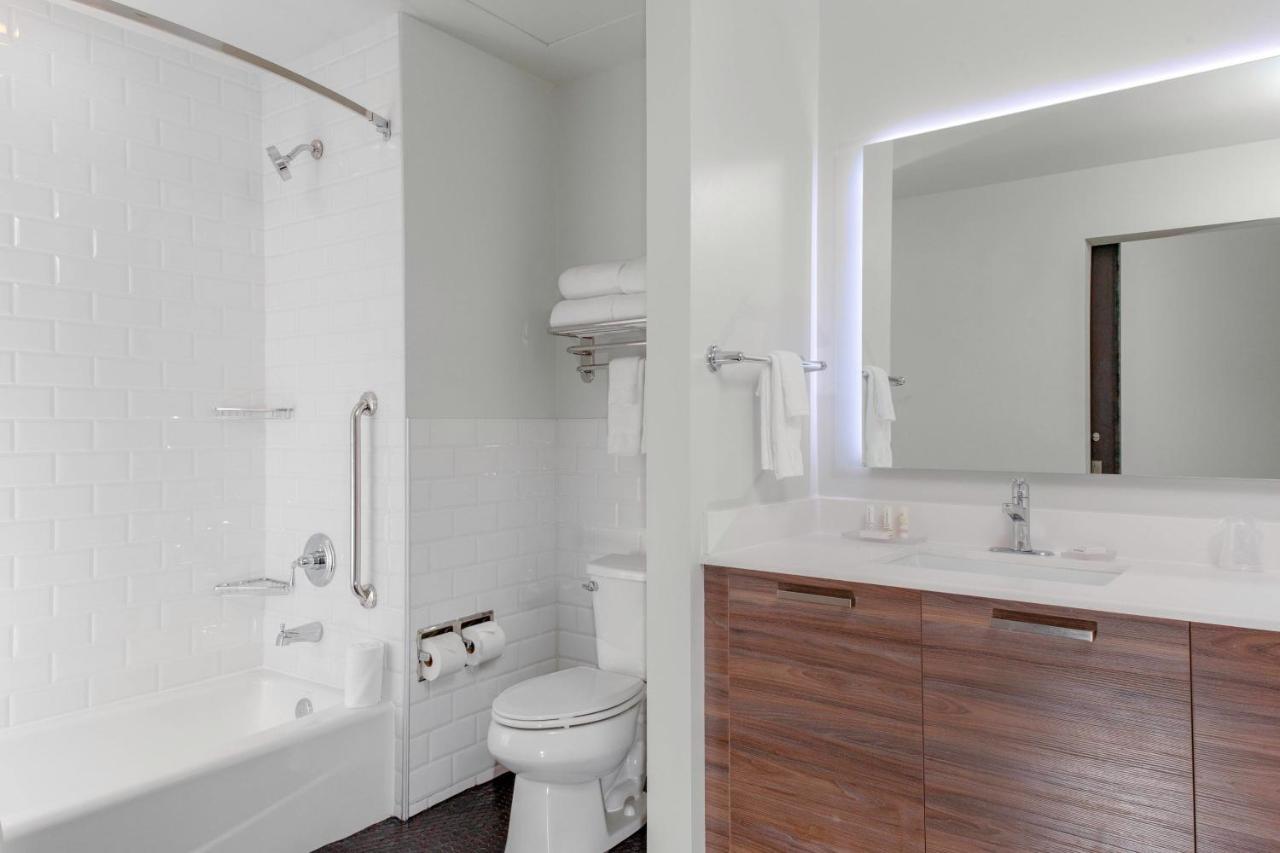 Fairfield Inn & Suites By Marriott Dallas Downtown Buitenkant foto